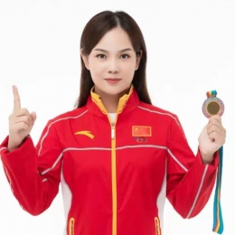 李坚柔